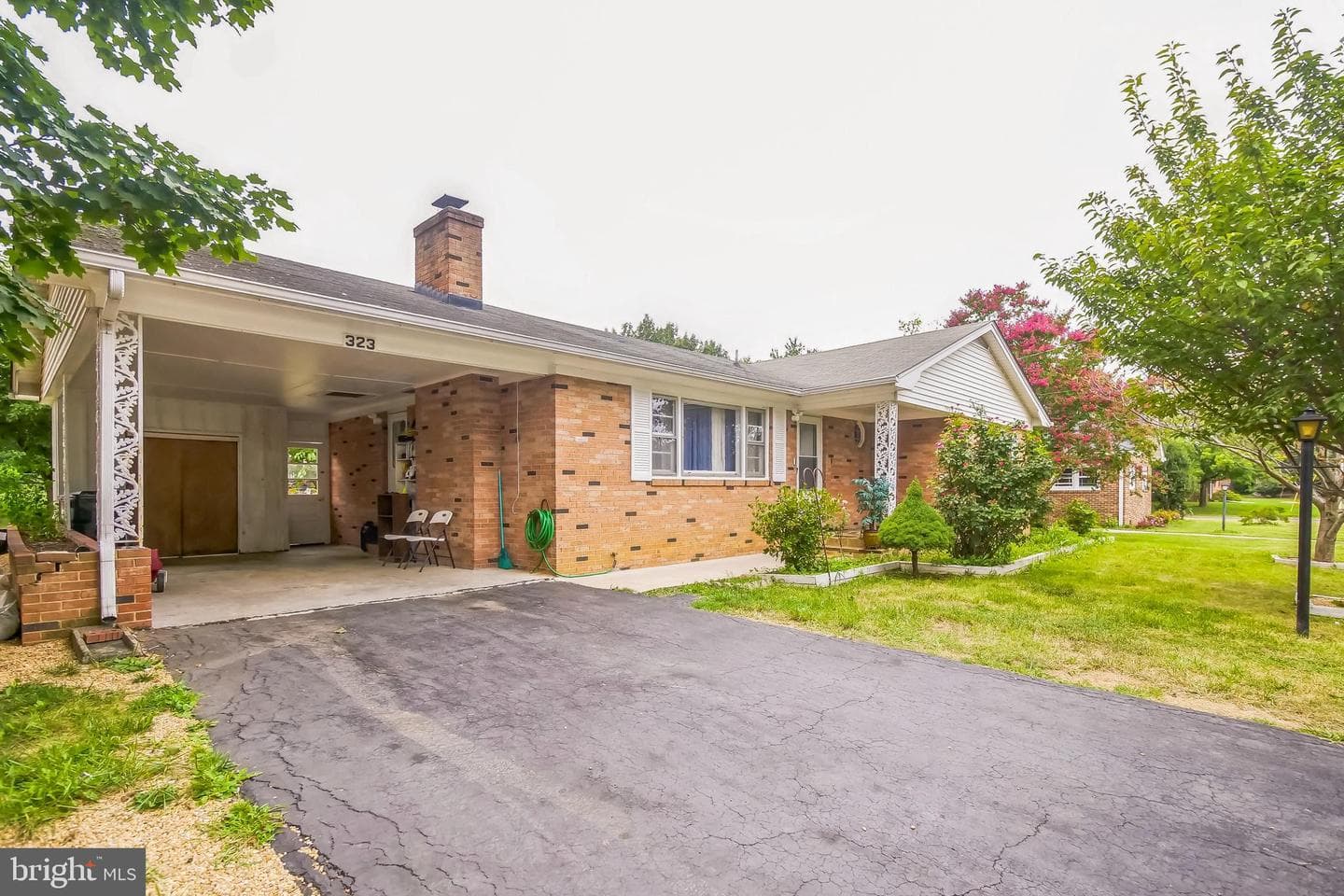 323 Russelcroft Road, Winchester