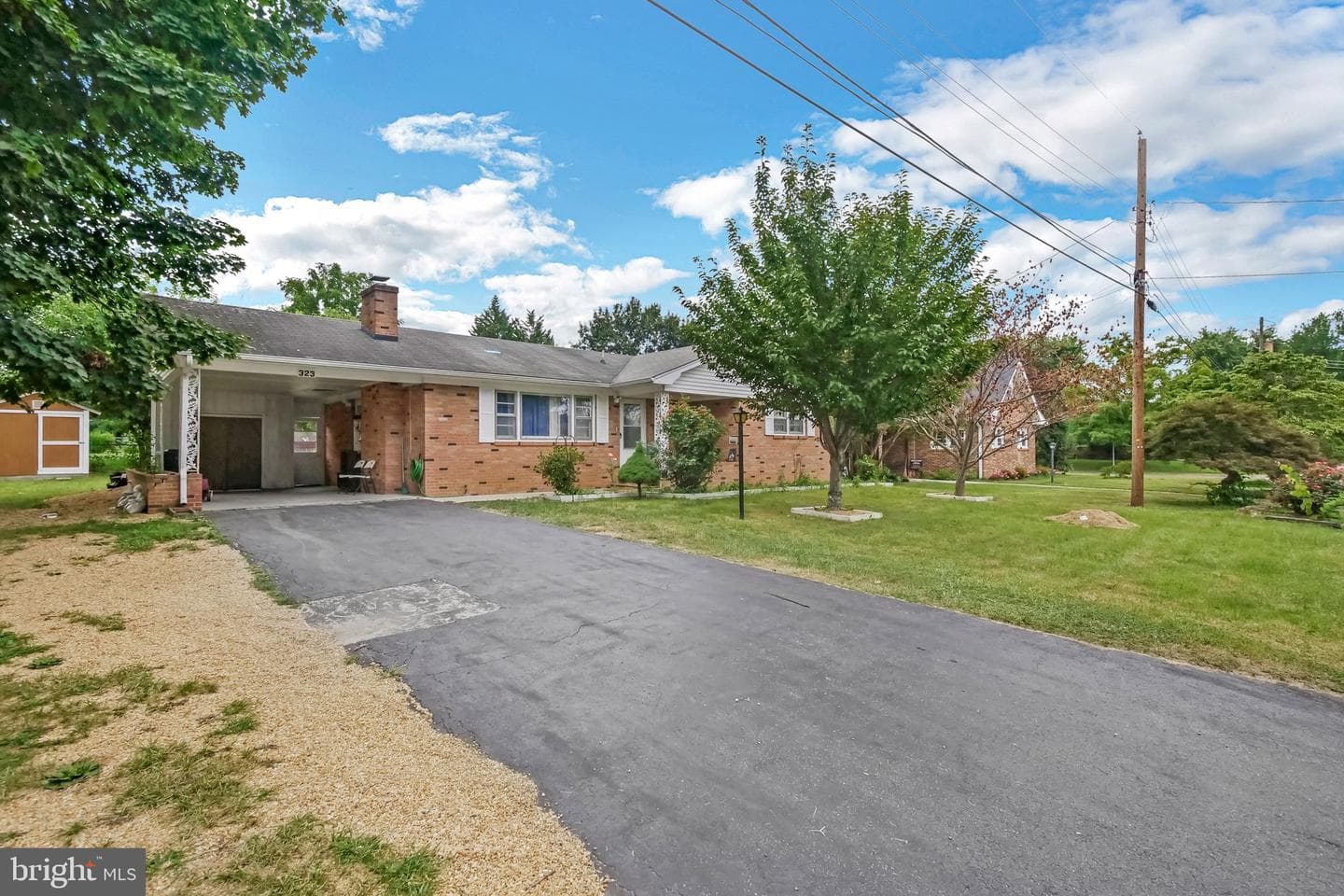 323 Russelcroft Road photo 20