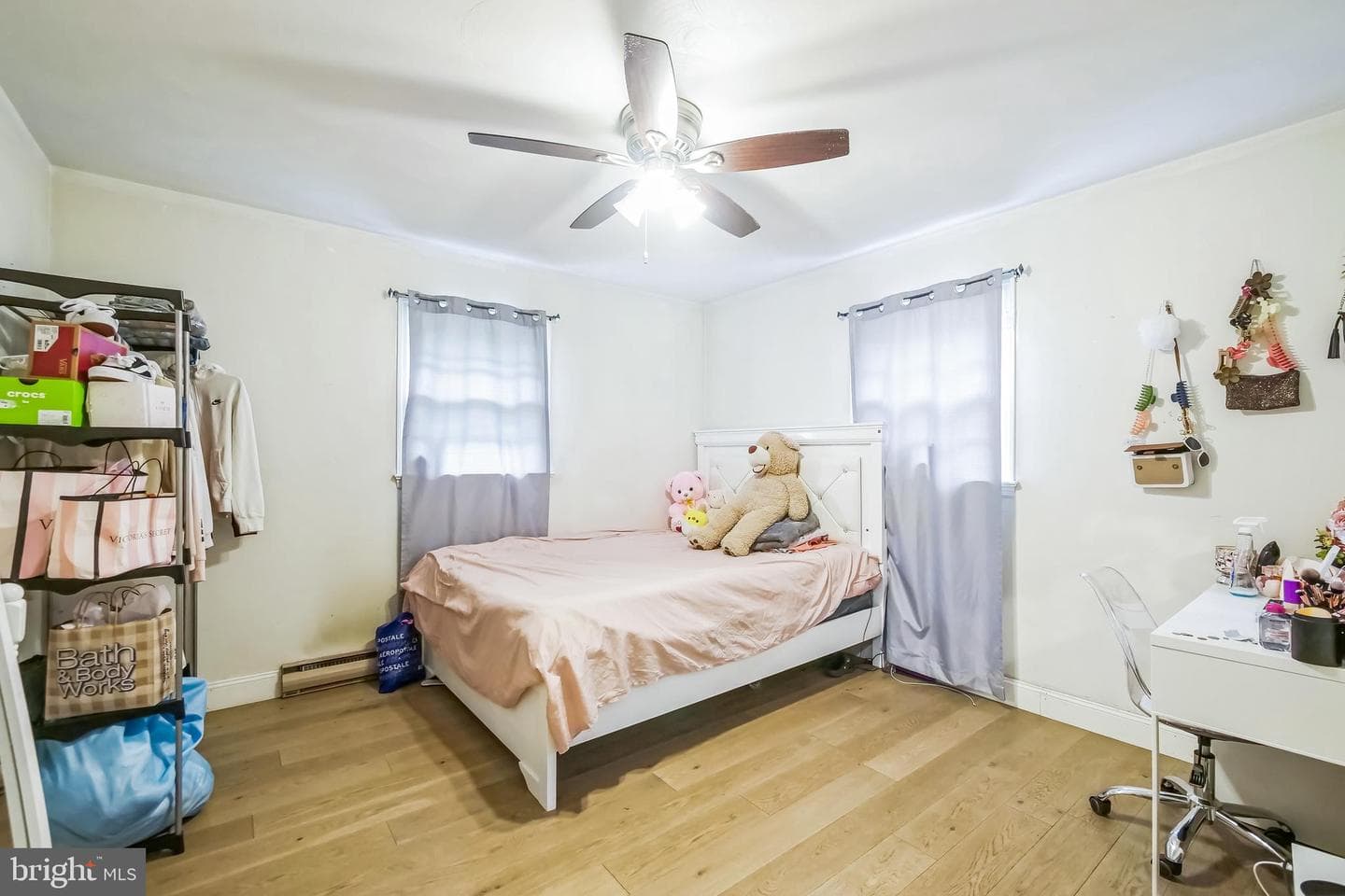 323 Russelcroft Road photo 8