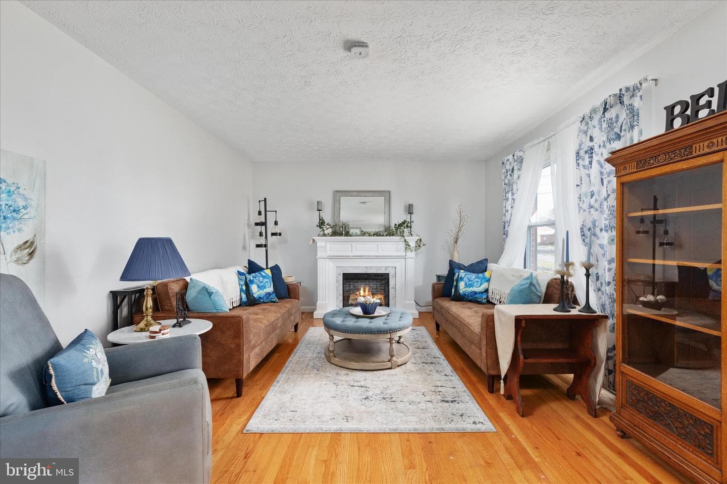 519 Whitacre Street photo 4