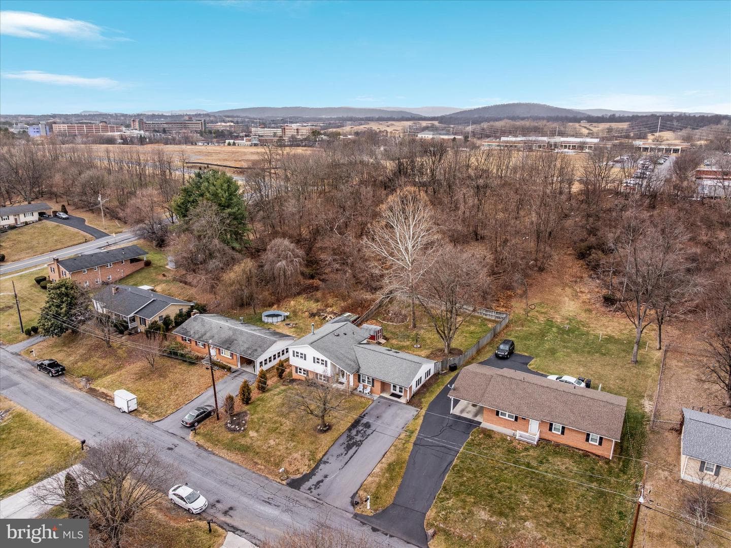 519 Whitacre Street photo 41