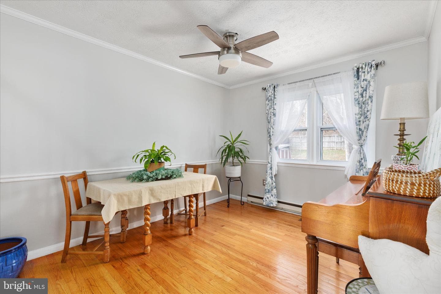 519 Whitacre Street photo 8