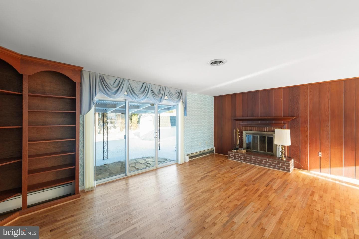 307 Fox Drive photo 3