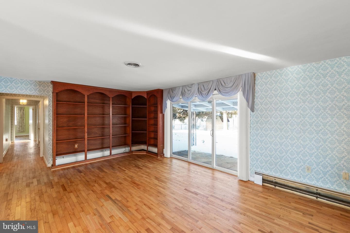 307 Fox Drive photo 7