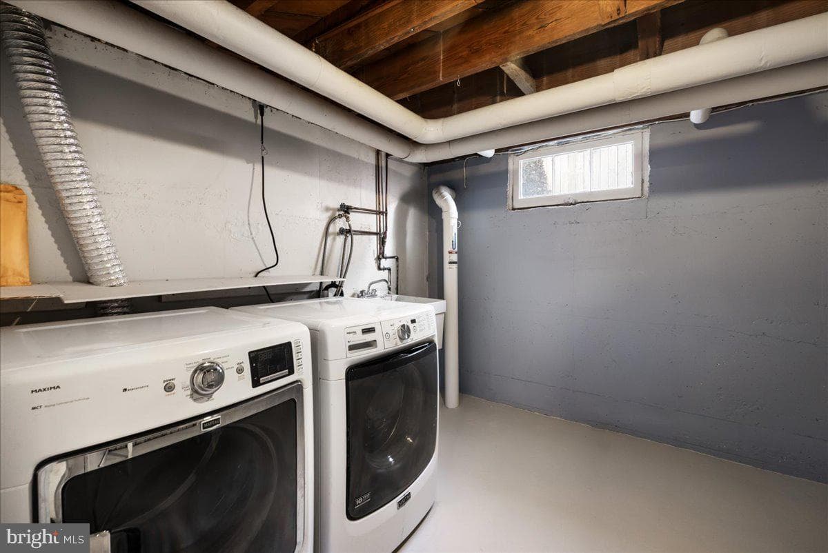 330 W Cecil Street photo 37