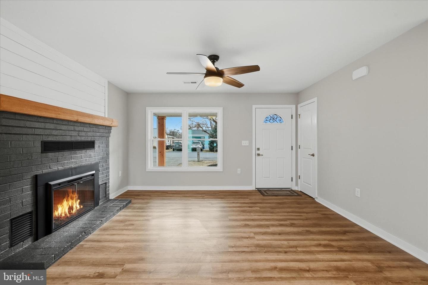 217 Myrtle Avenue photo 12
