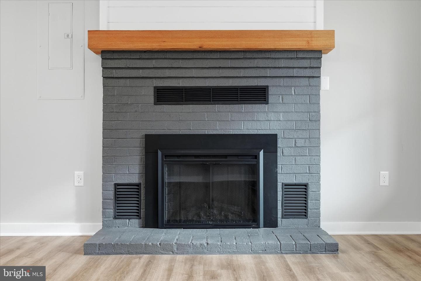 217 Myrtle Avenue photo 13