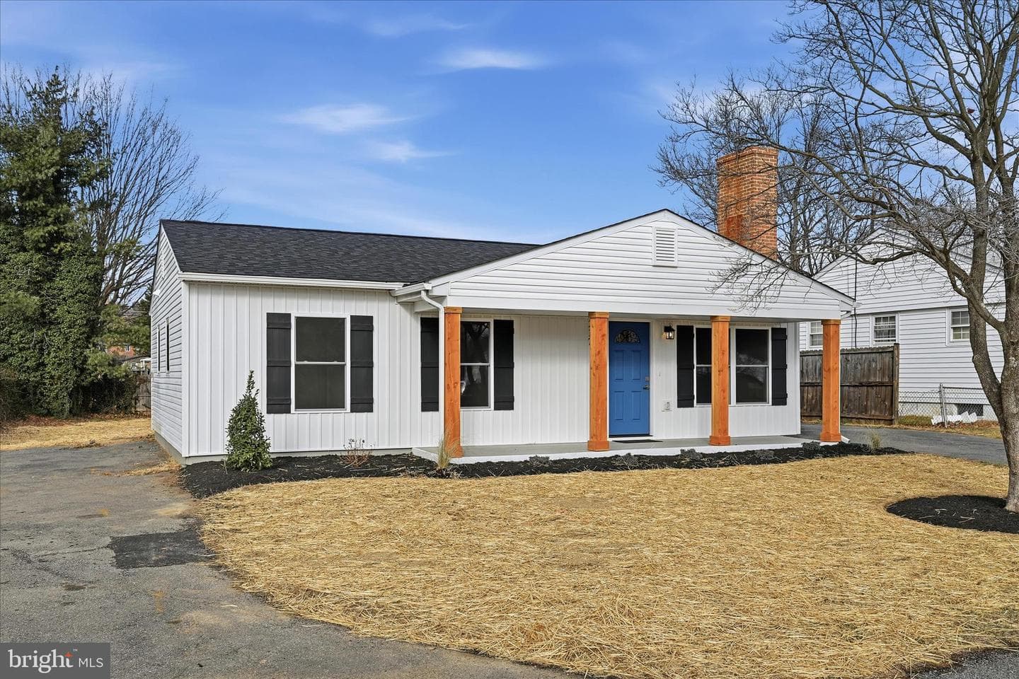 217 Myrtle Avenue photo 2