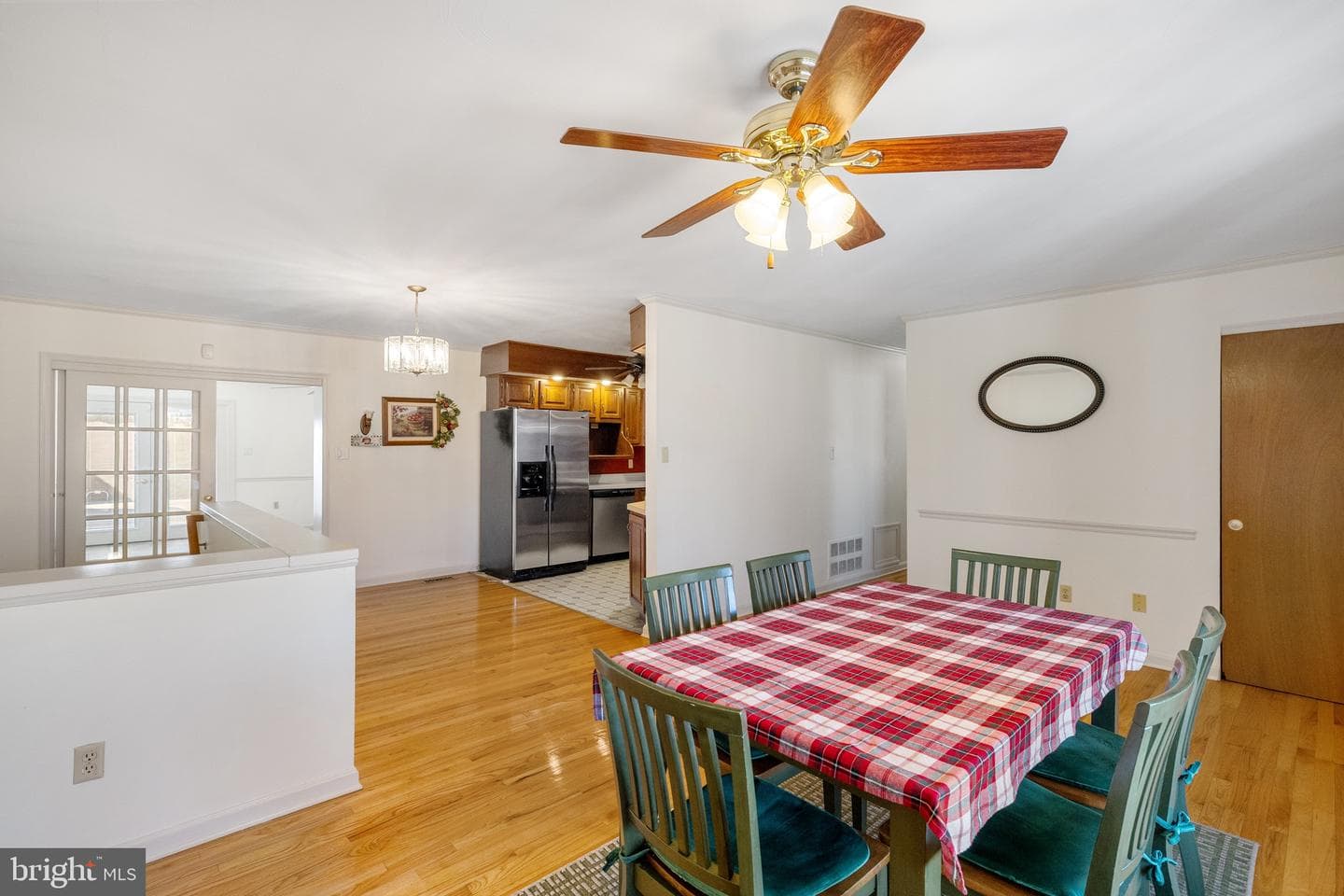 945 Allen Drive photo 11