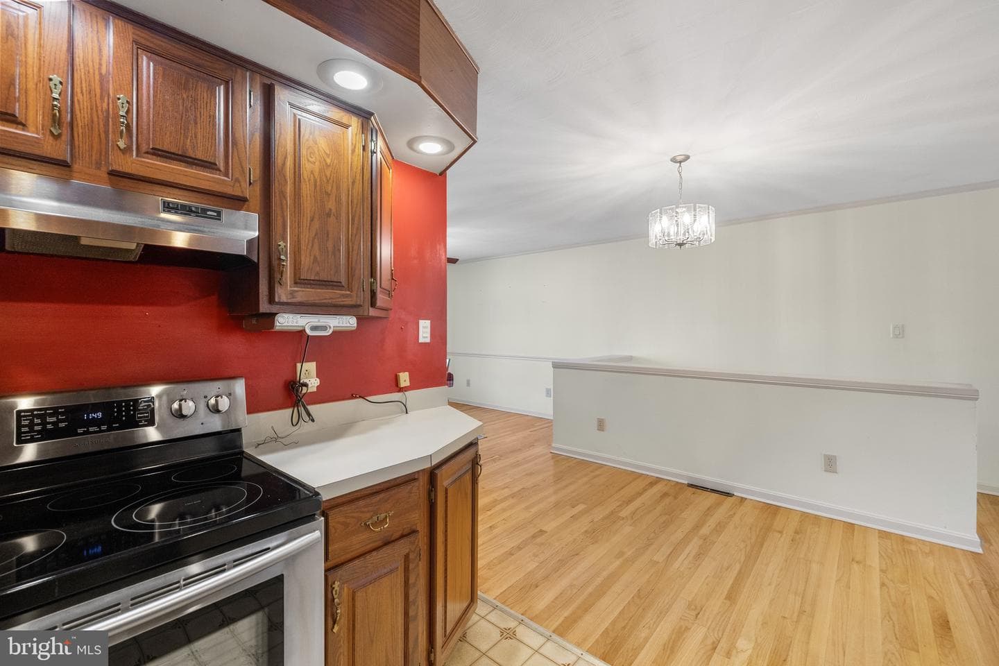 945 Allen Drive photo 14