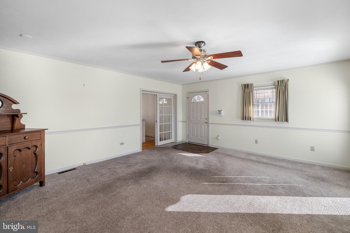945 Allen Drive photo 17