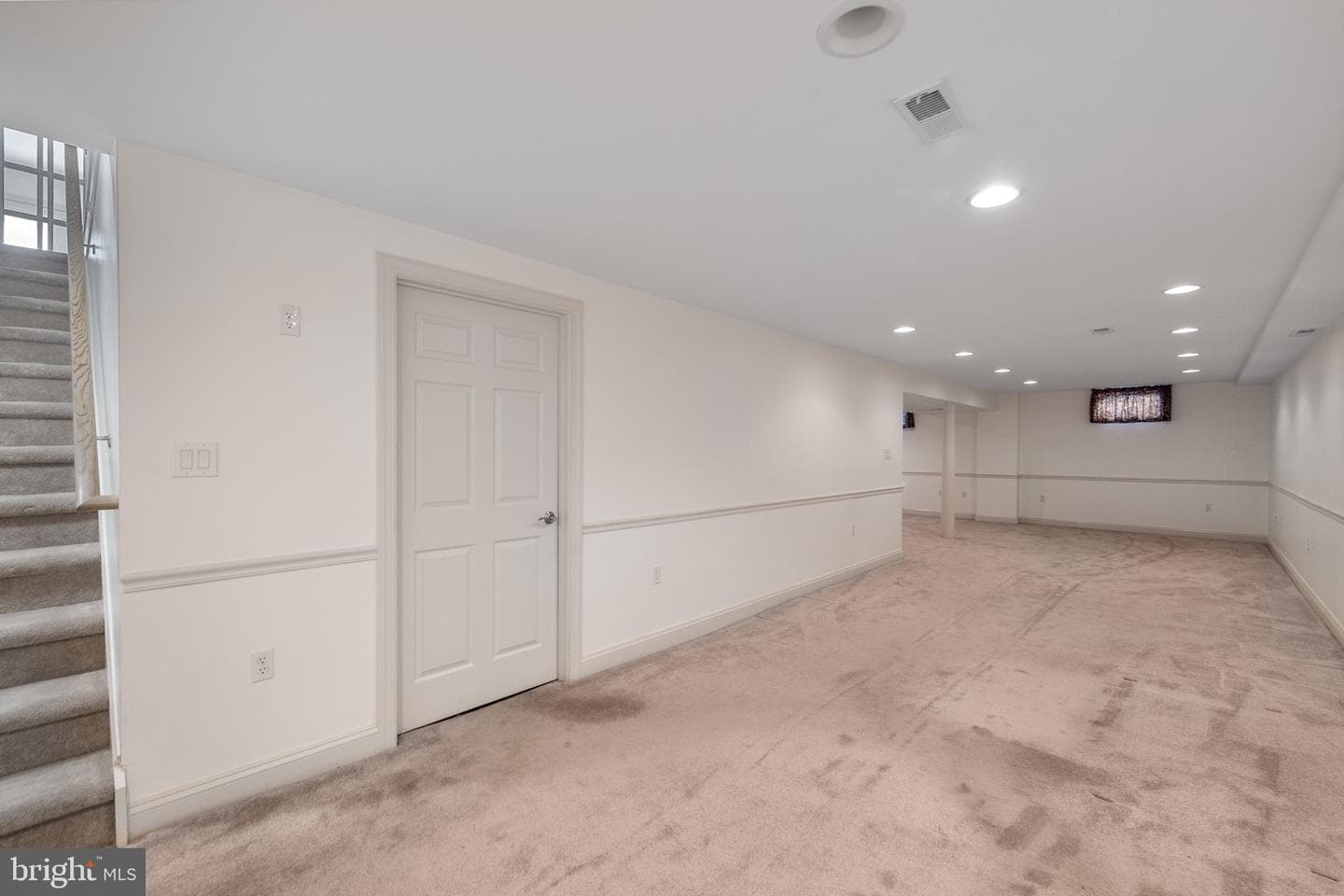 945 Allen Drive photo 26