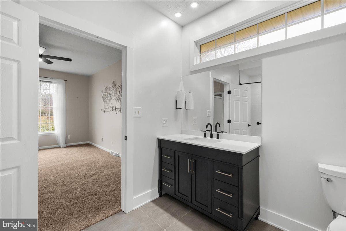 832 Winder Court photo 17
