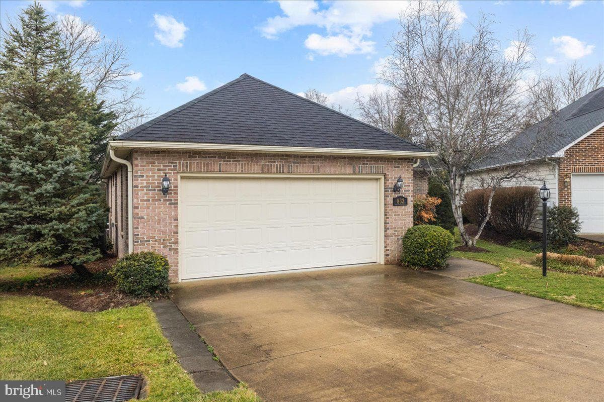 832 Winder Court photo 62