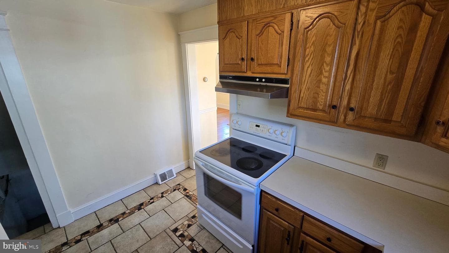 712 Frederick Avenue photo 25