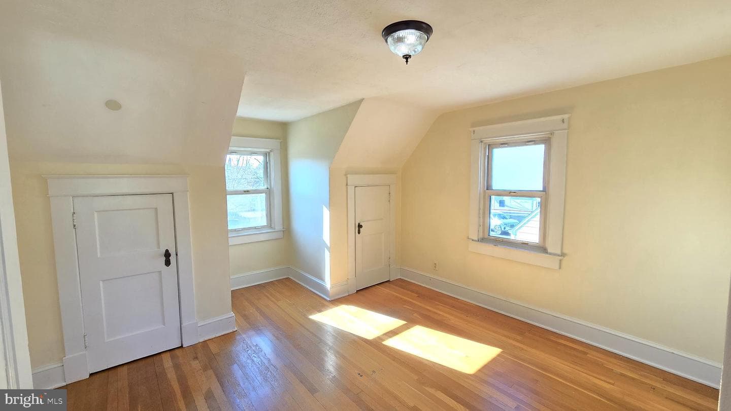 712 Frederick Avenue photo 32