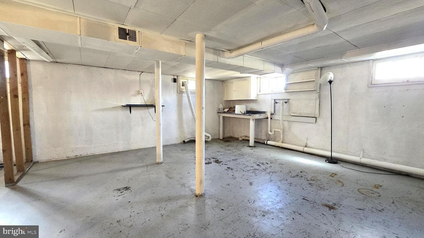 712 Frederick Avenue photo 45