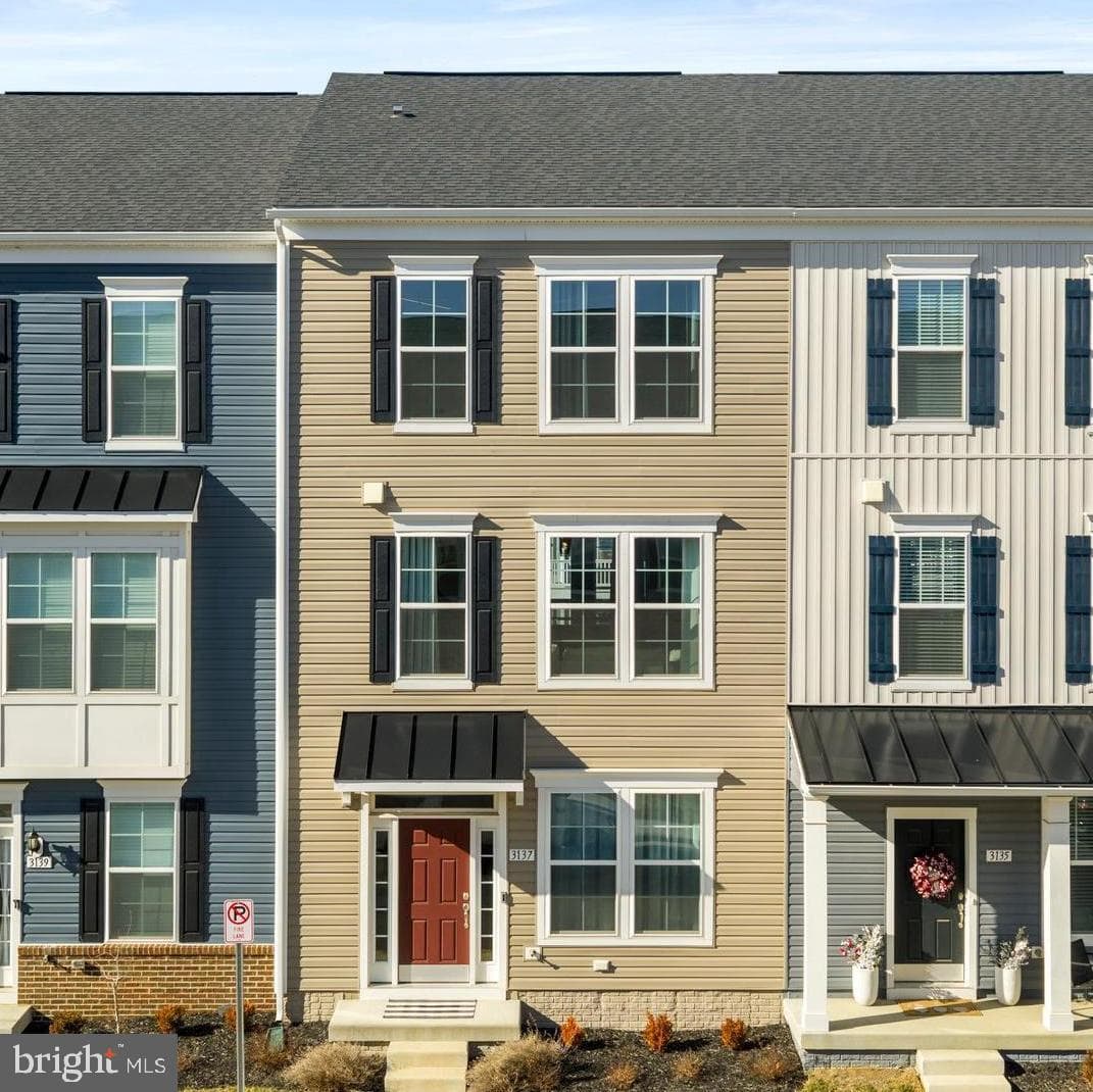 3137 Eton Place, Winchester