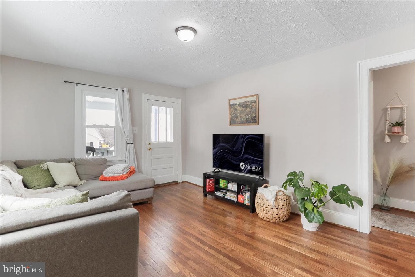 2519 Hockman Avenue photo 8