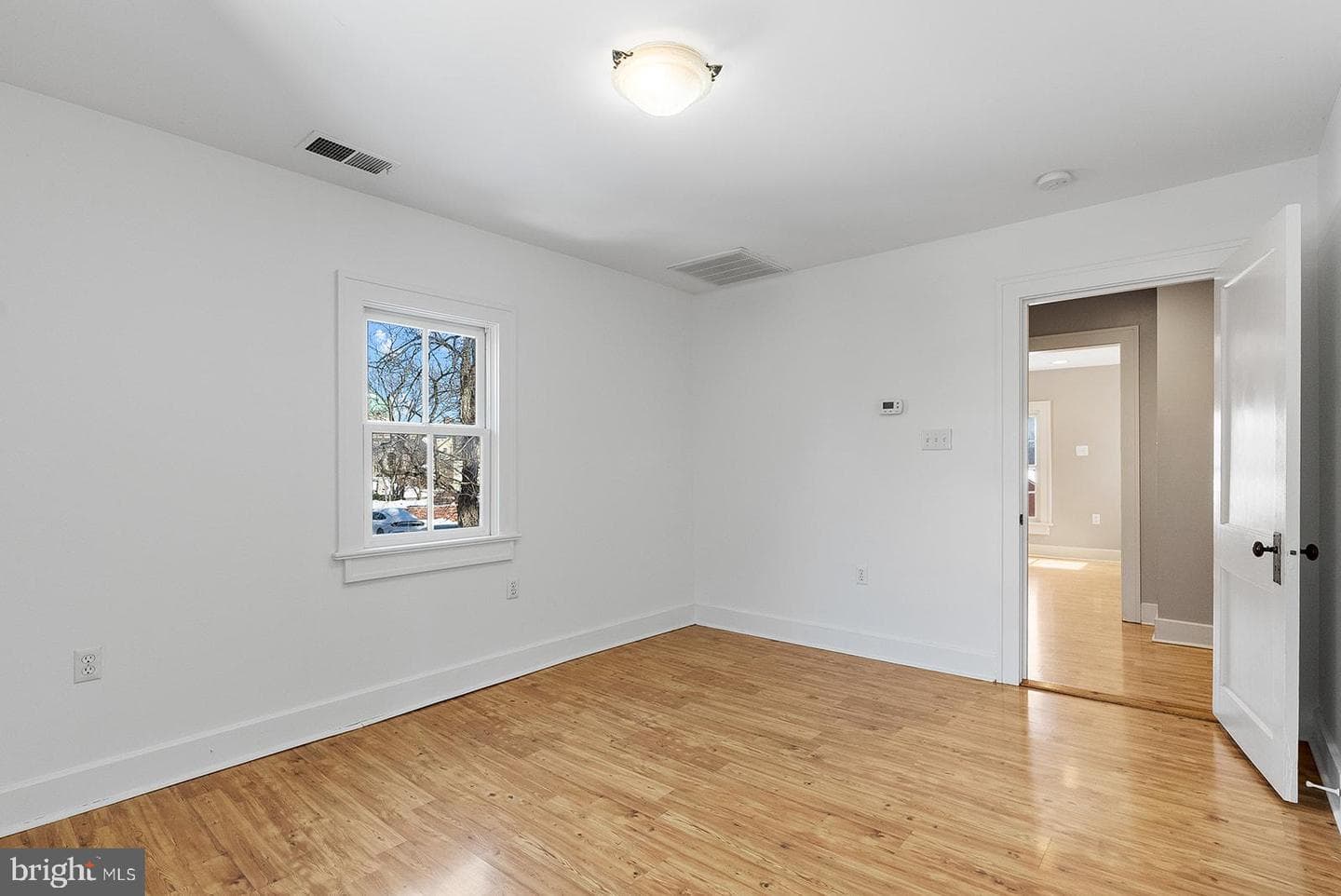 132 Amherst Street photo 49