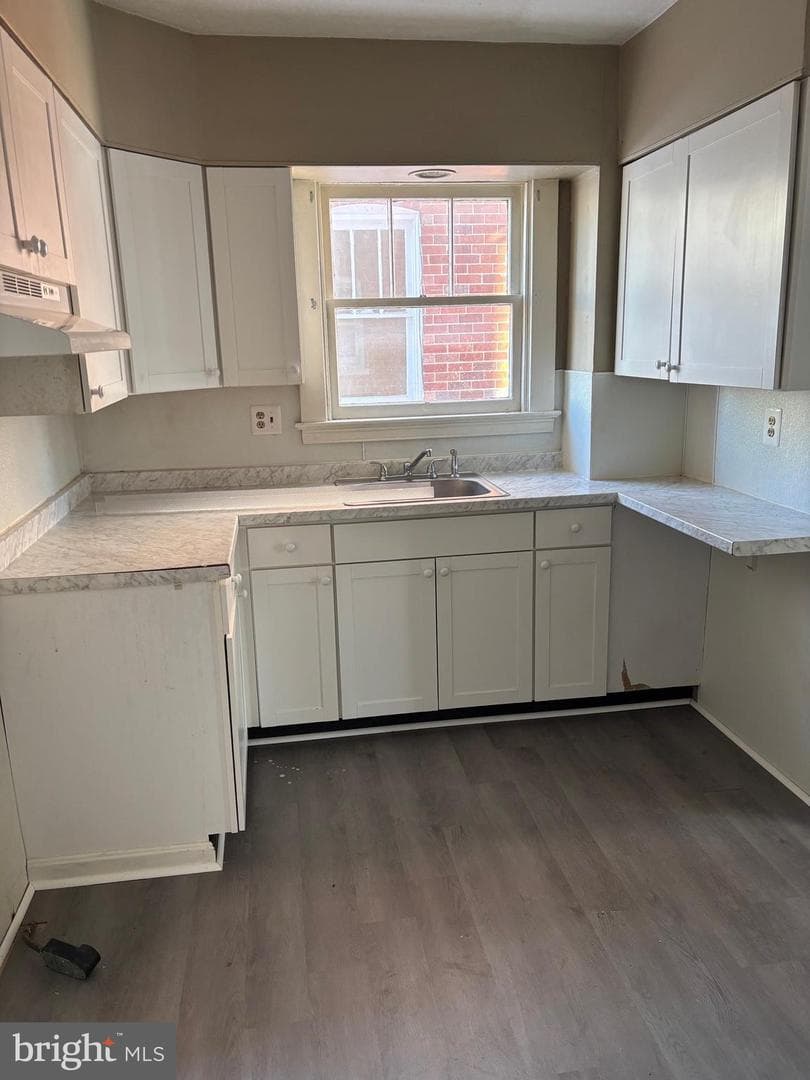 249 West Street Street photo 8
