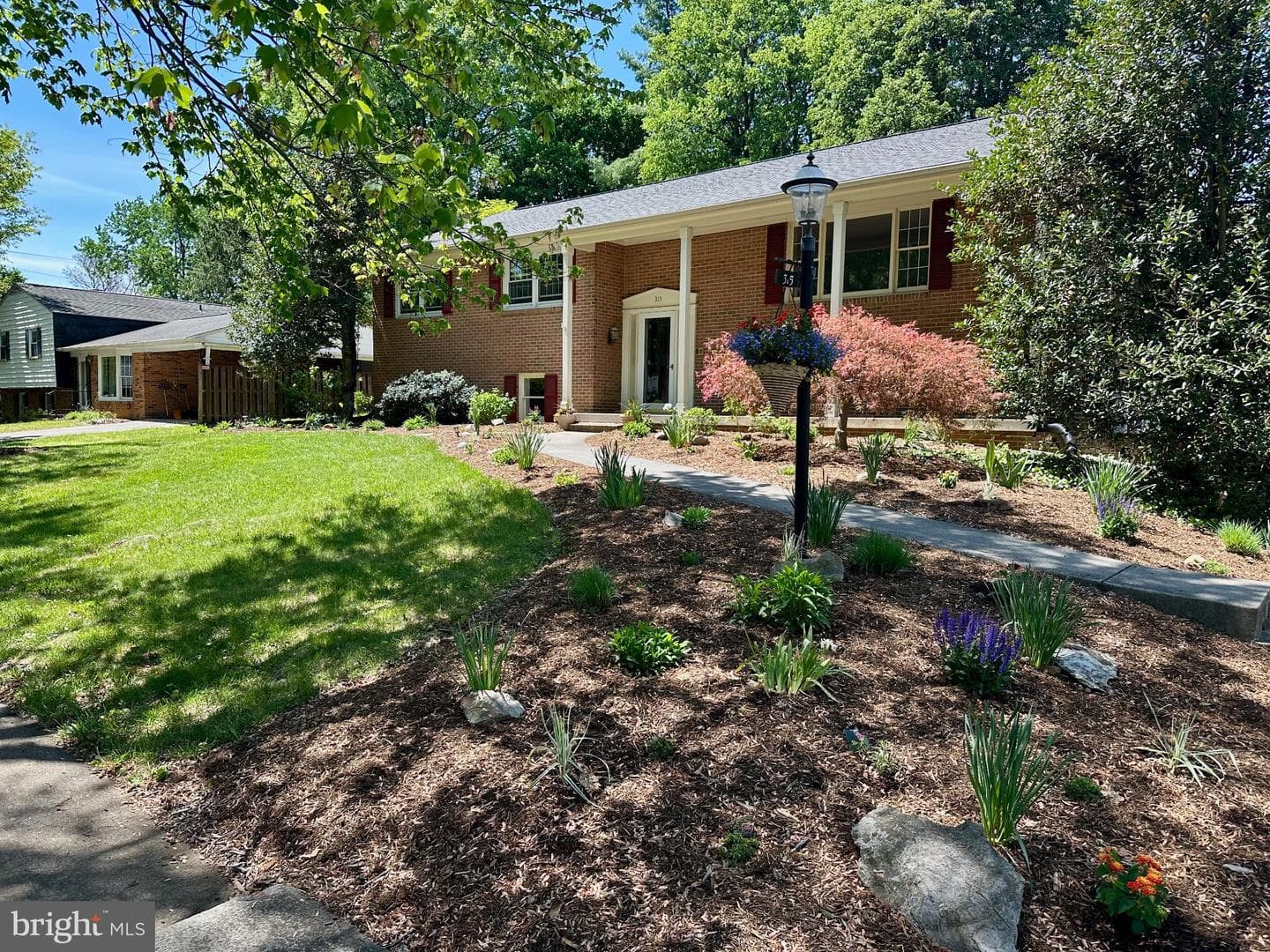 315 Walker Street photo 1