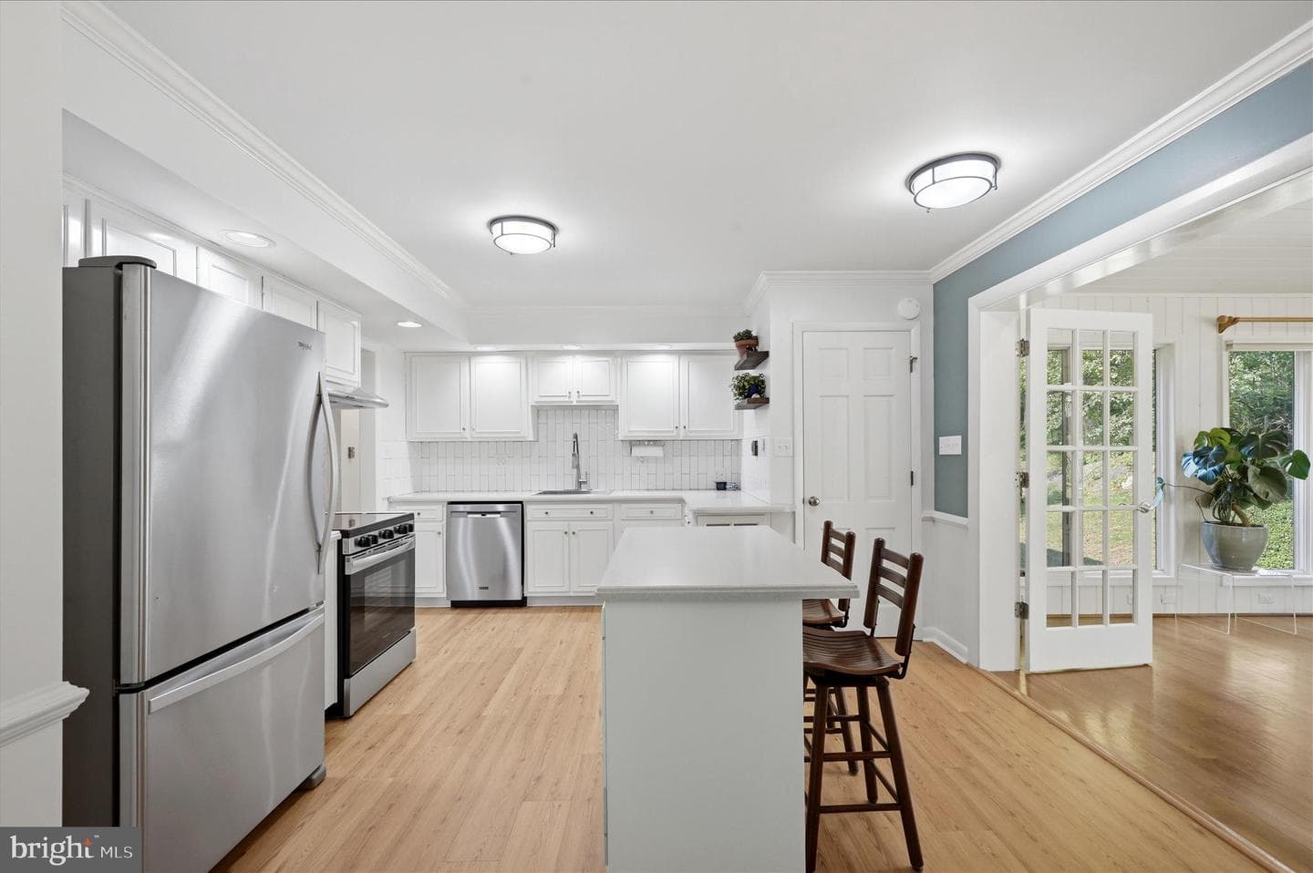 315 Walker Street photo 12