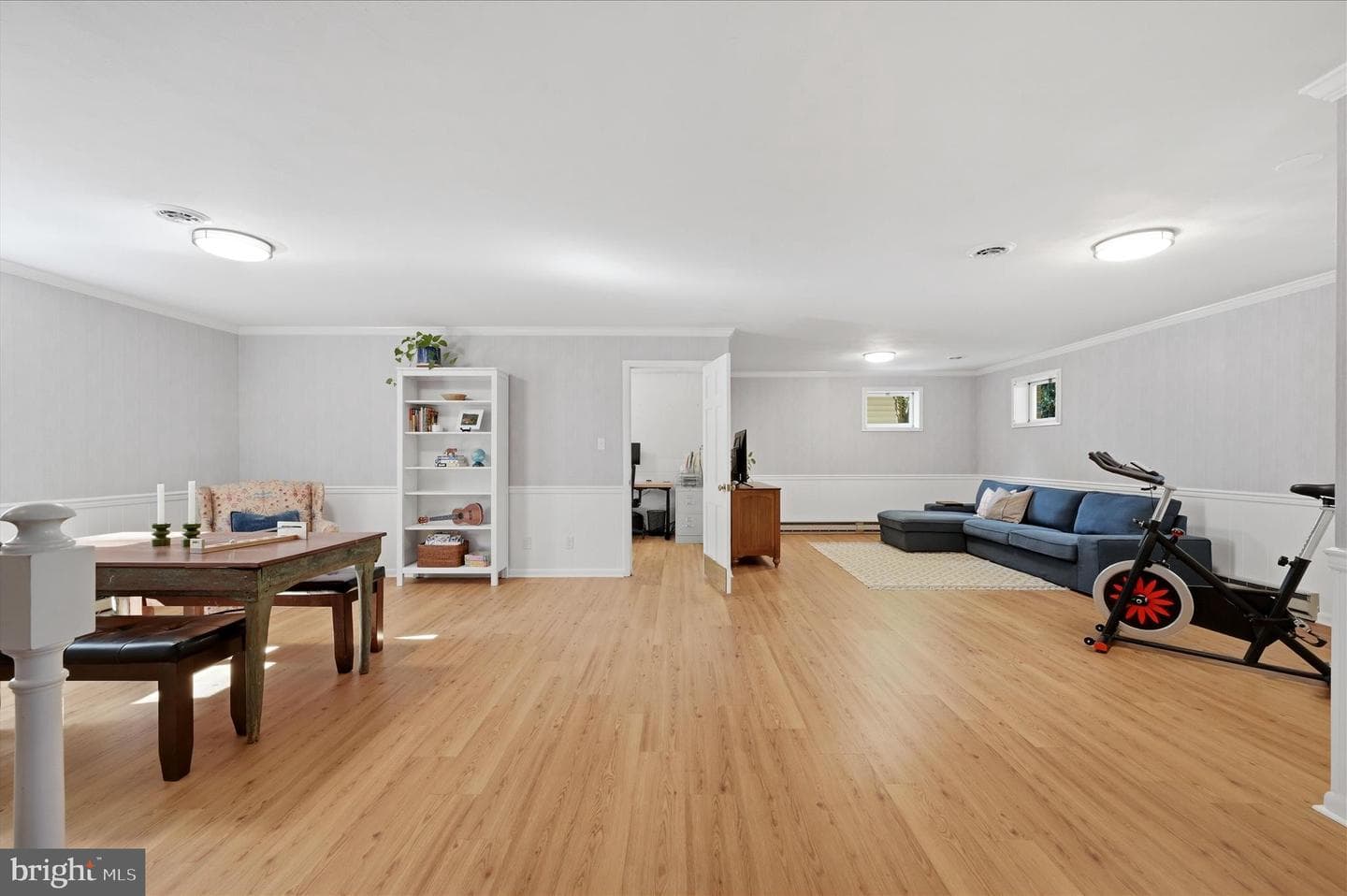 315 Walker Street photo 31