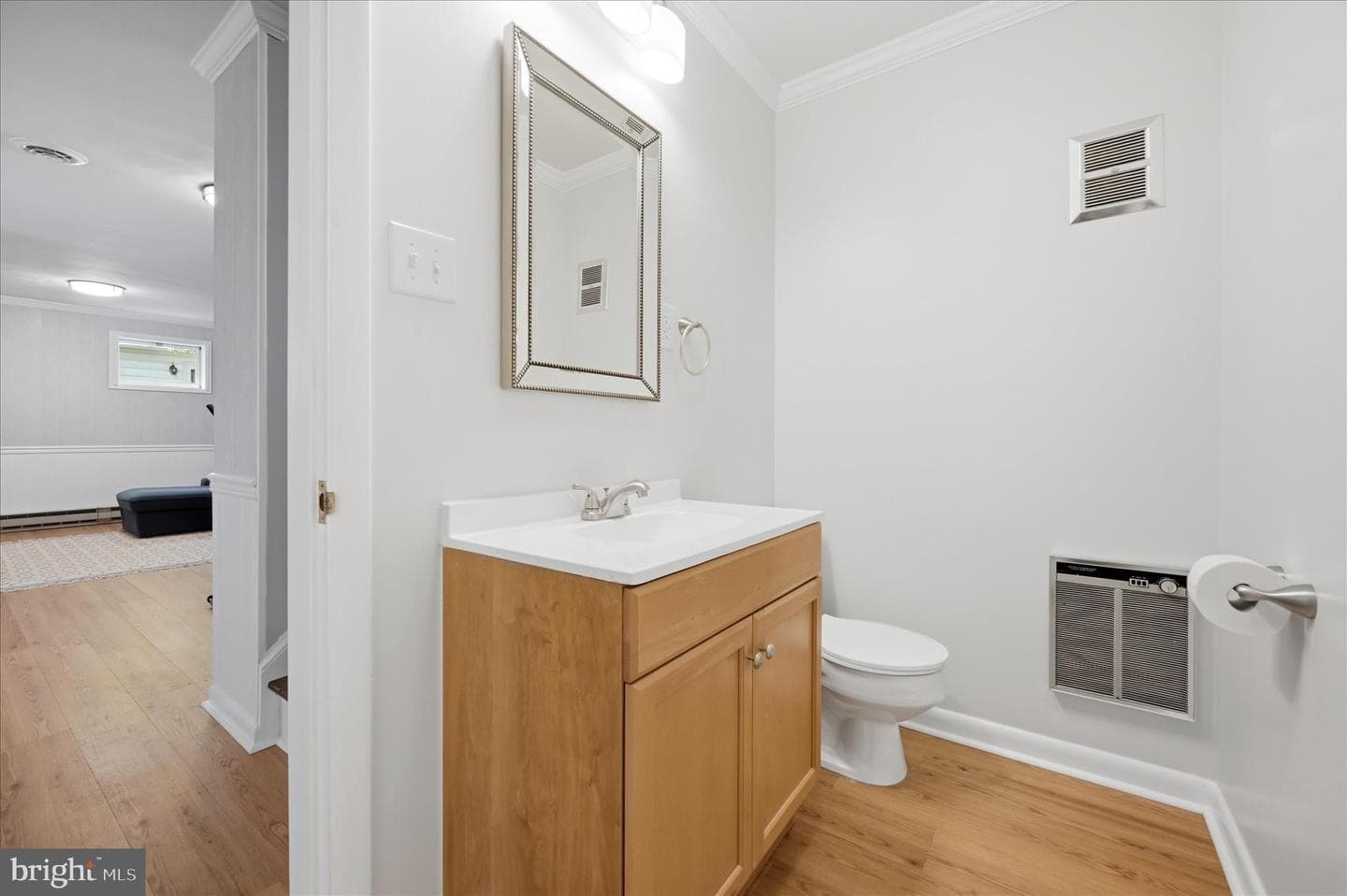 315 Walker Street photo 35