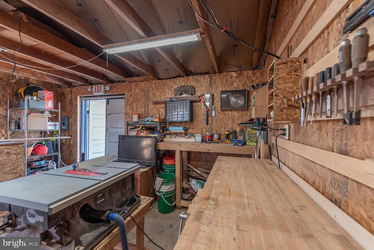 424 Highland Avenue photo 43