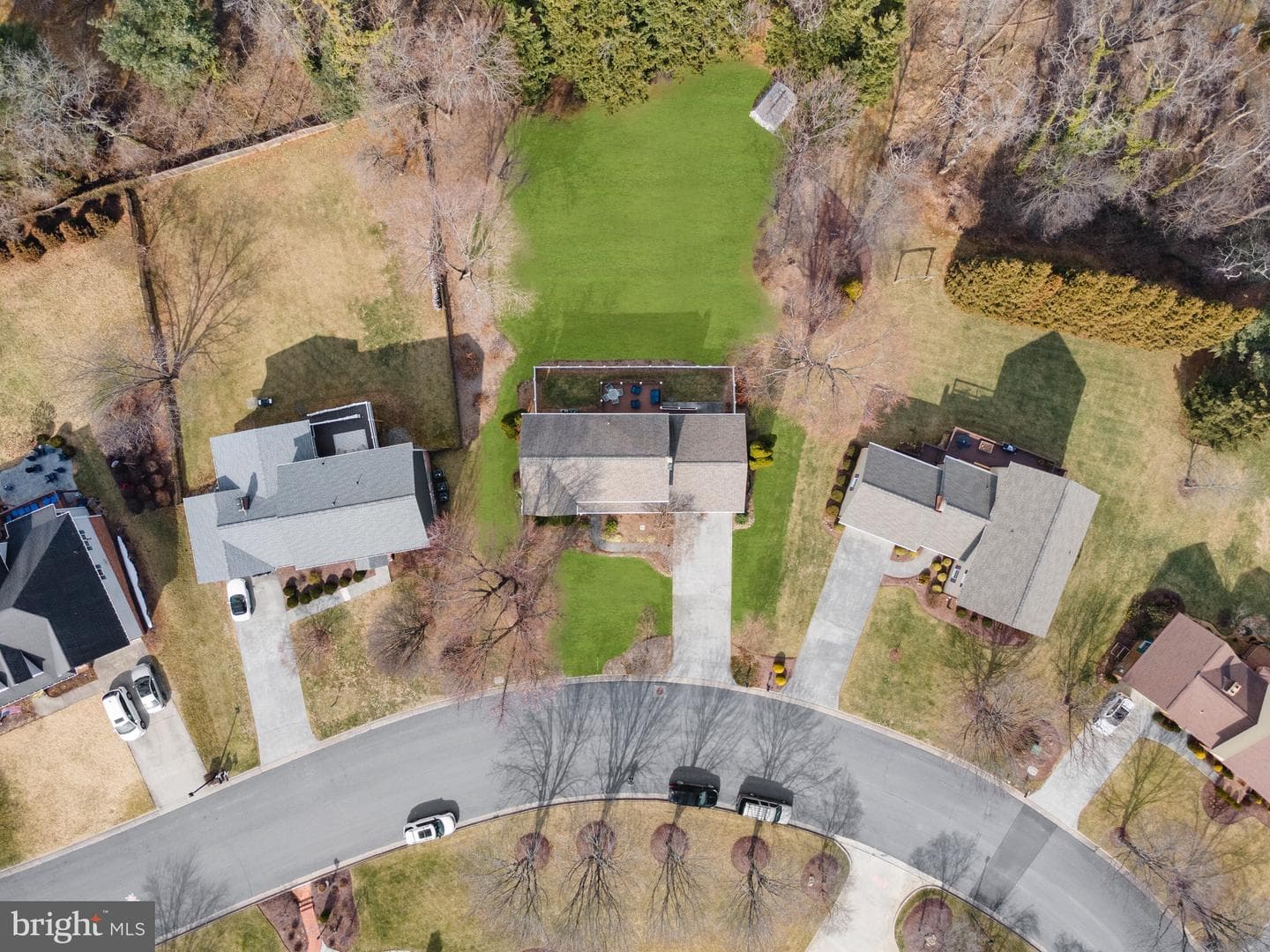 162 Omps Drive photo 40