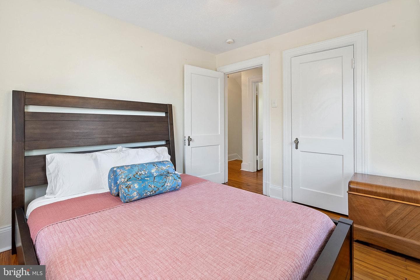 720 S Kent Street photo 33
