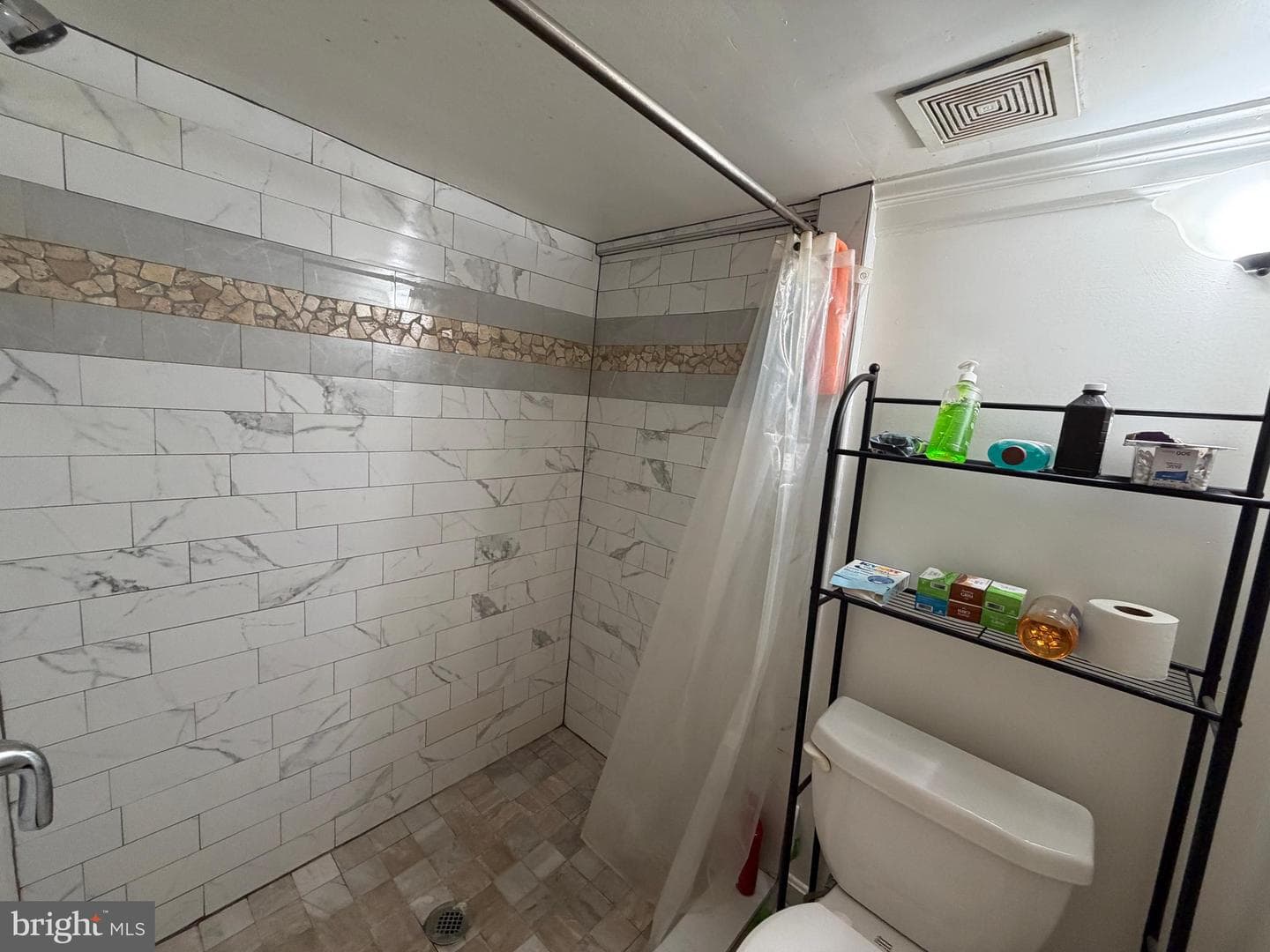 2250 Roosevelt Boulevard photo 44