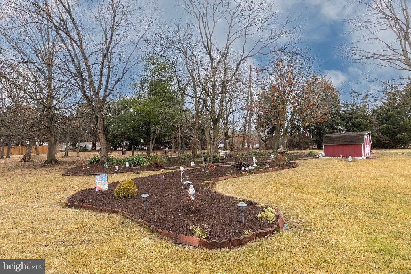 216 W Cedarmeade Avenue photo 3