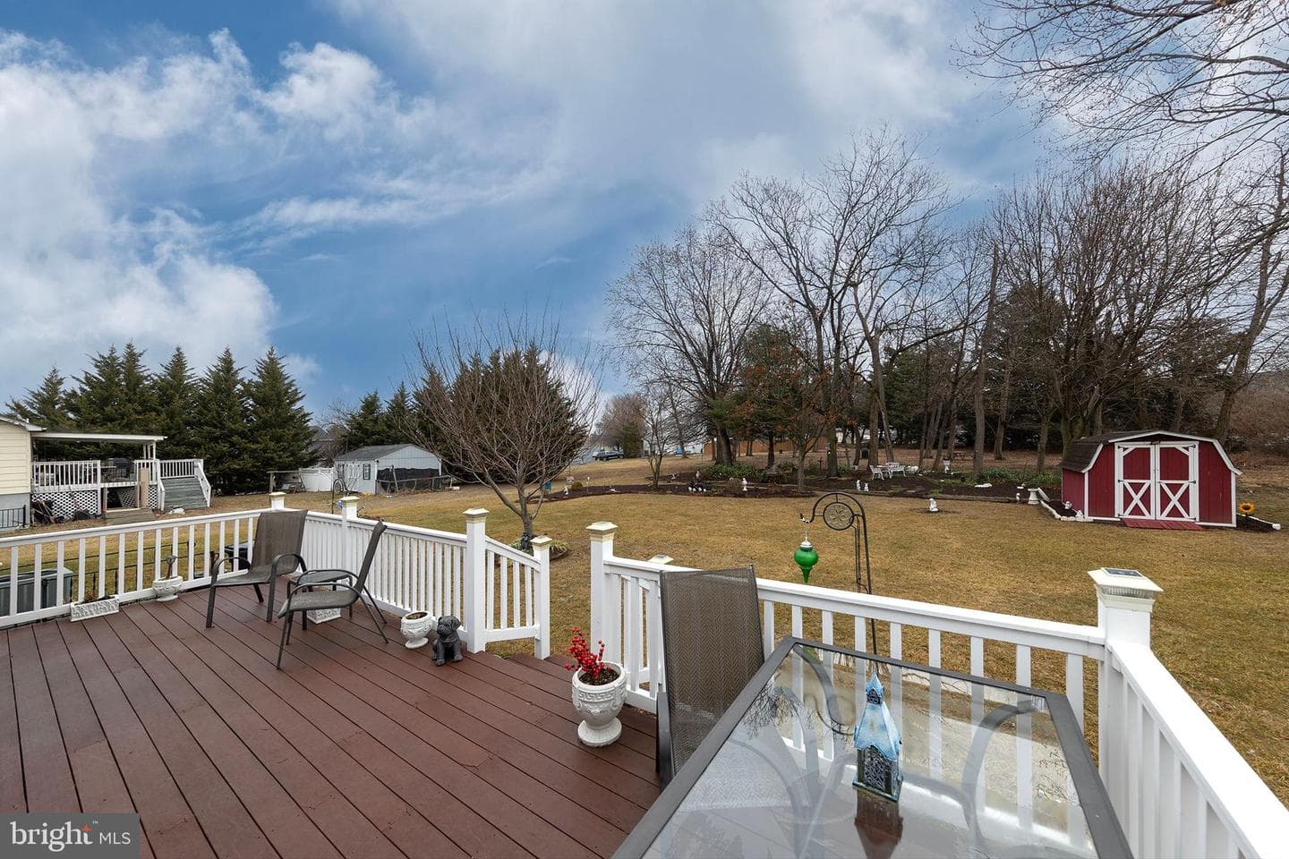 216 W Cedarmeade Avenue photo 32