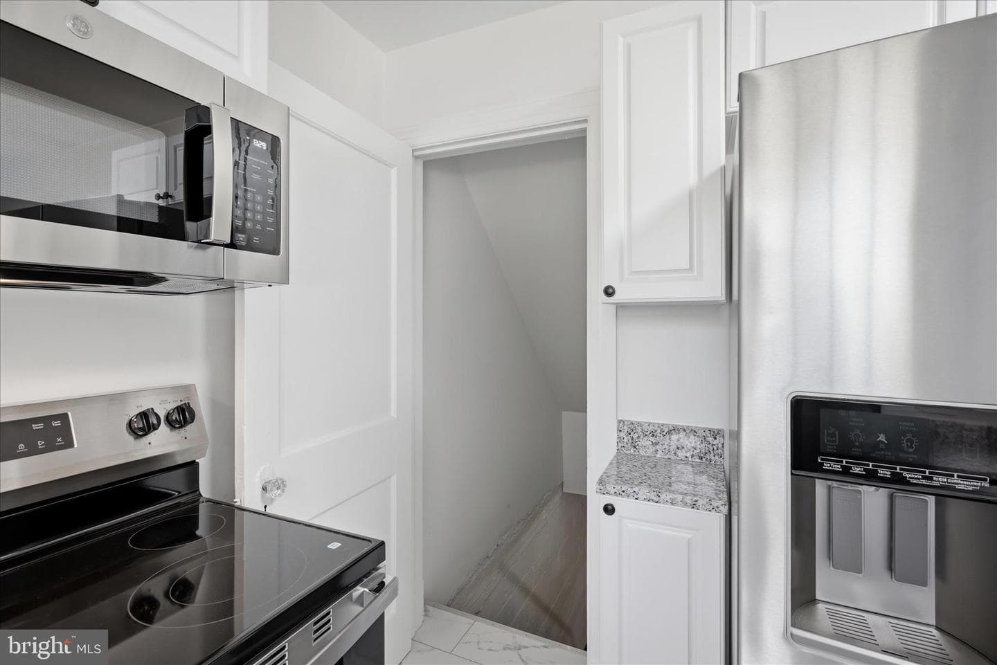 625 Watson Avenue photo 27