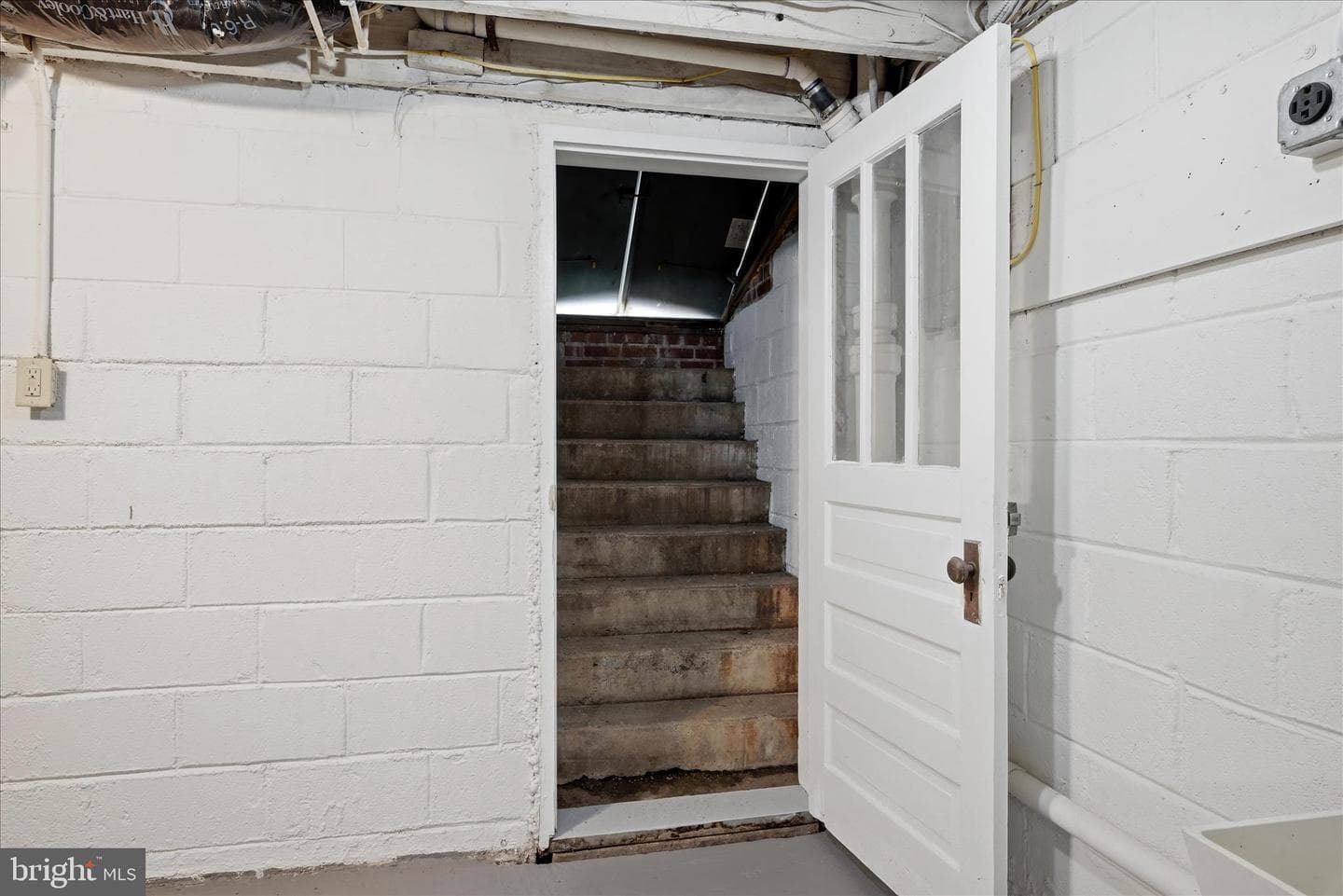 625 Watson Avenue photo 29