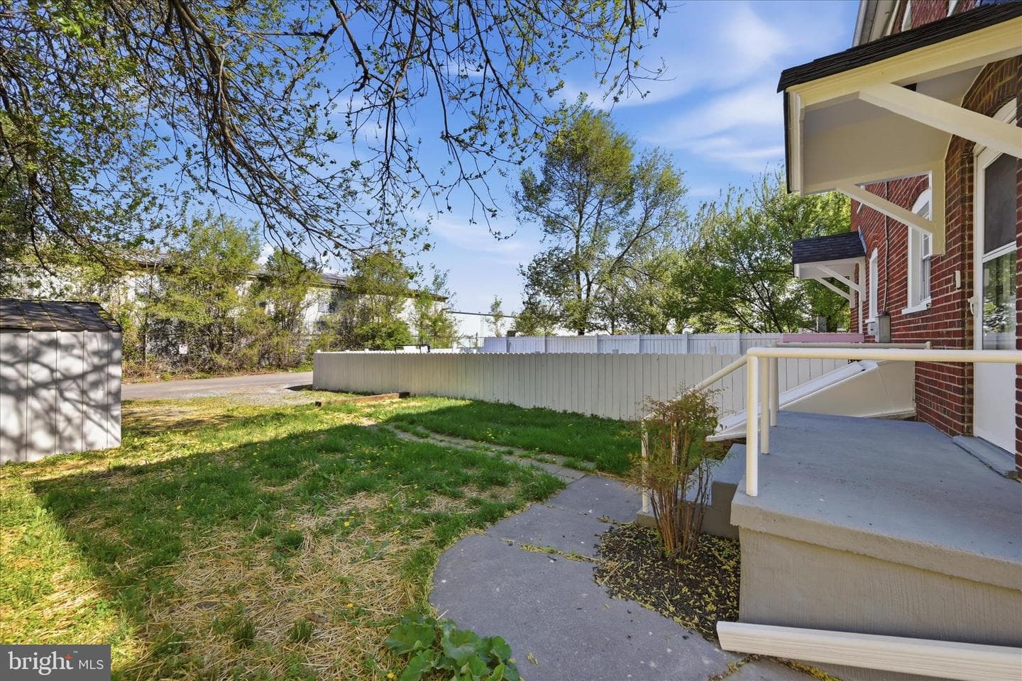 625 Watson Avenue photo 36