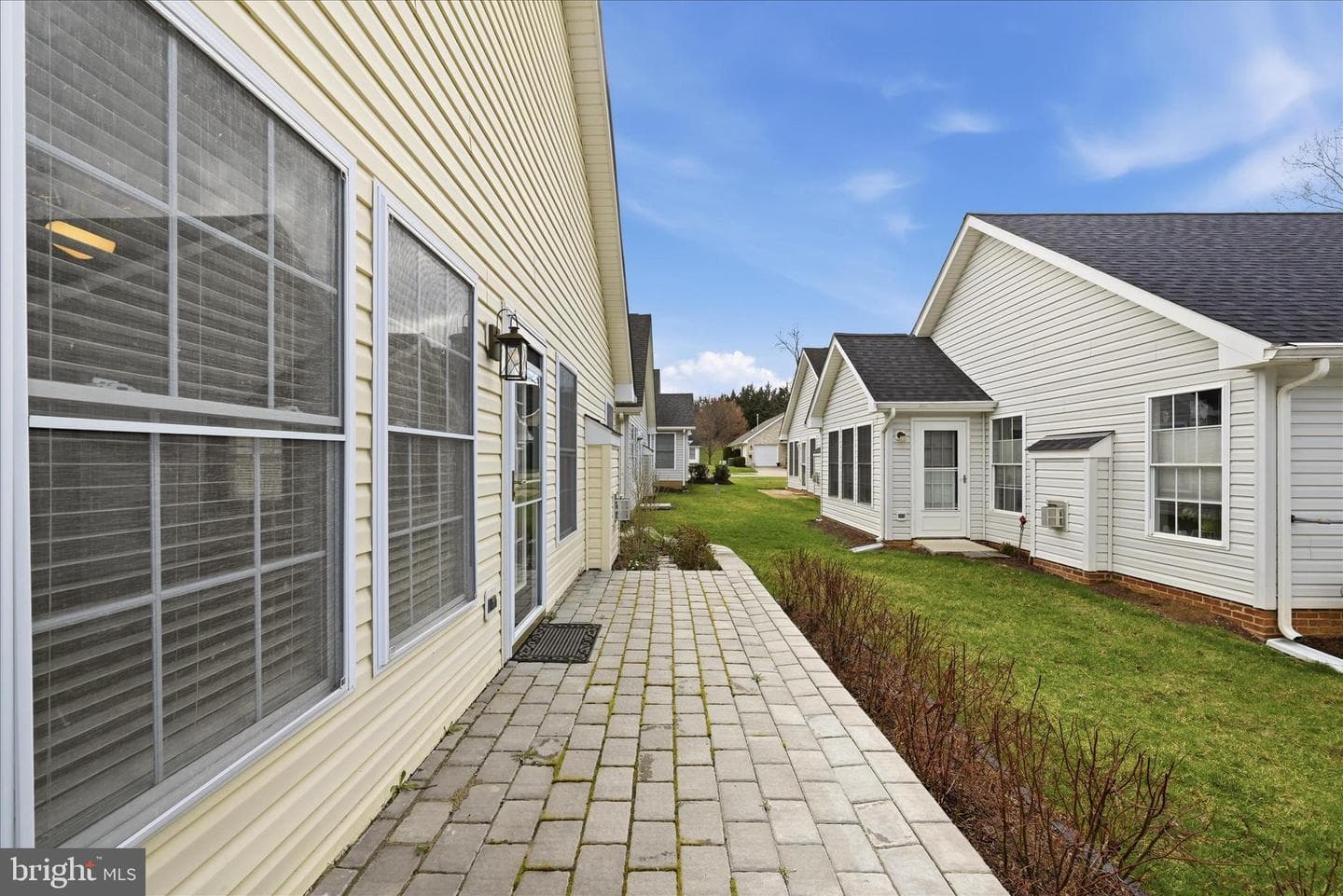1851 Melvor Lane photo 27