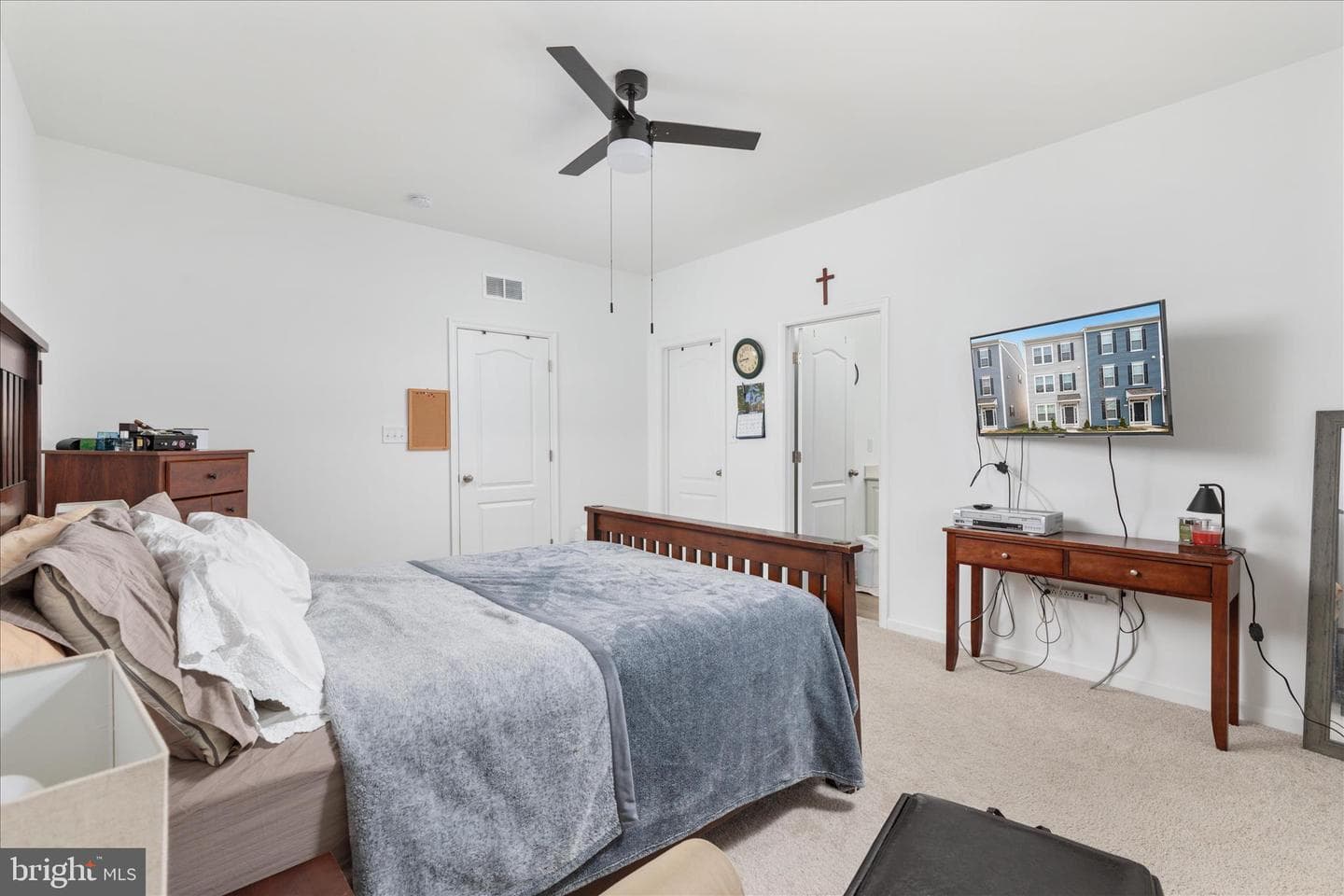 3138 Eton Place photo 27