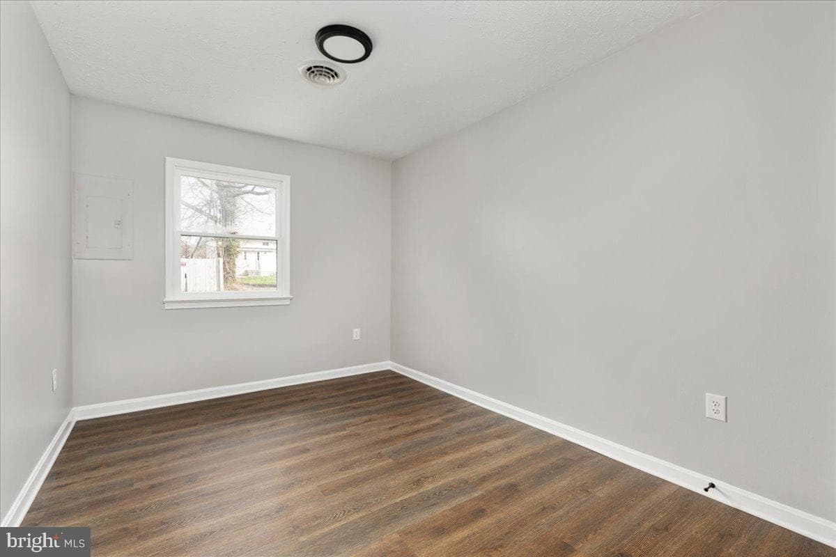 126 S Euclid Avenue photo 13
