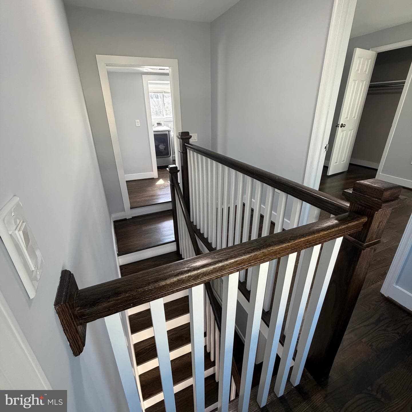115 E Monmouth Street photo 17