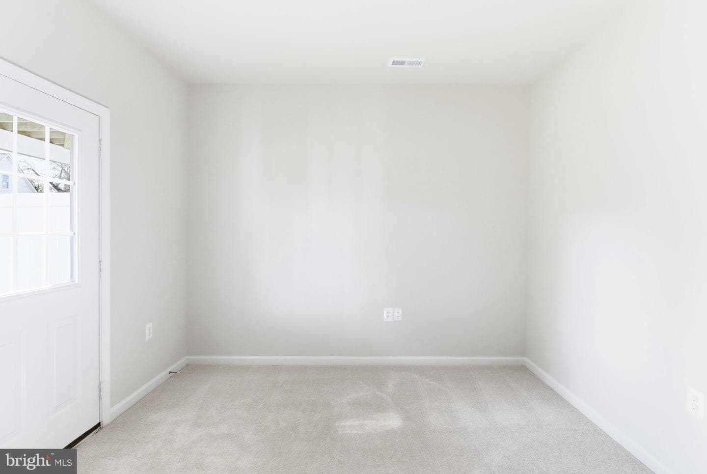 201 Monteith Drive photo 2