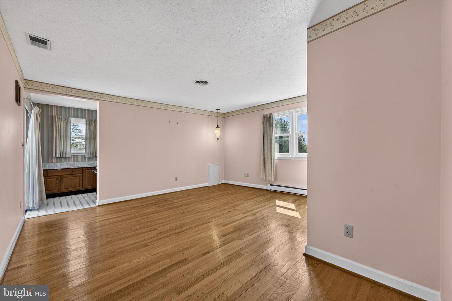308 Ridge Avenue photo 26