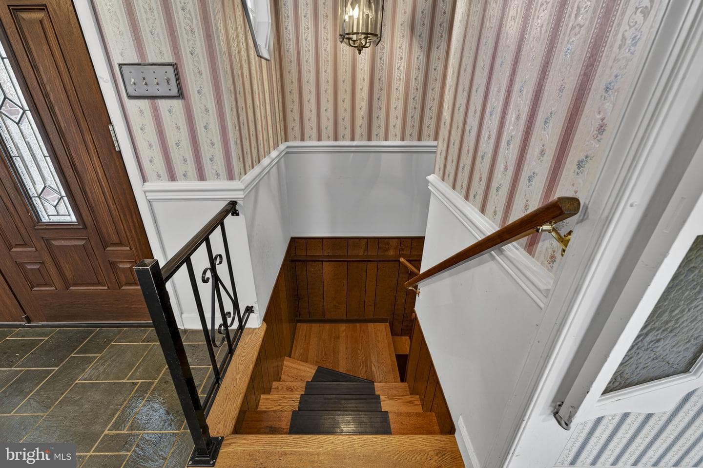 308 Ridge Avenue photo 7