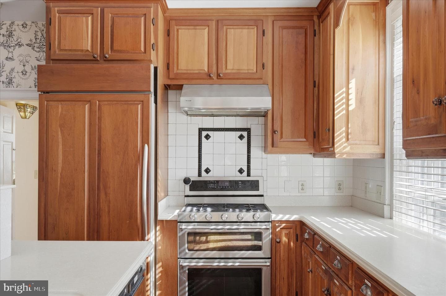217 W Boscawen Street photo 33