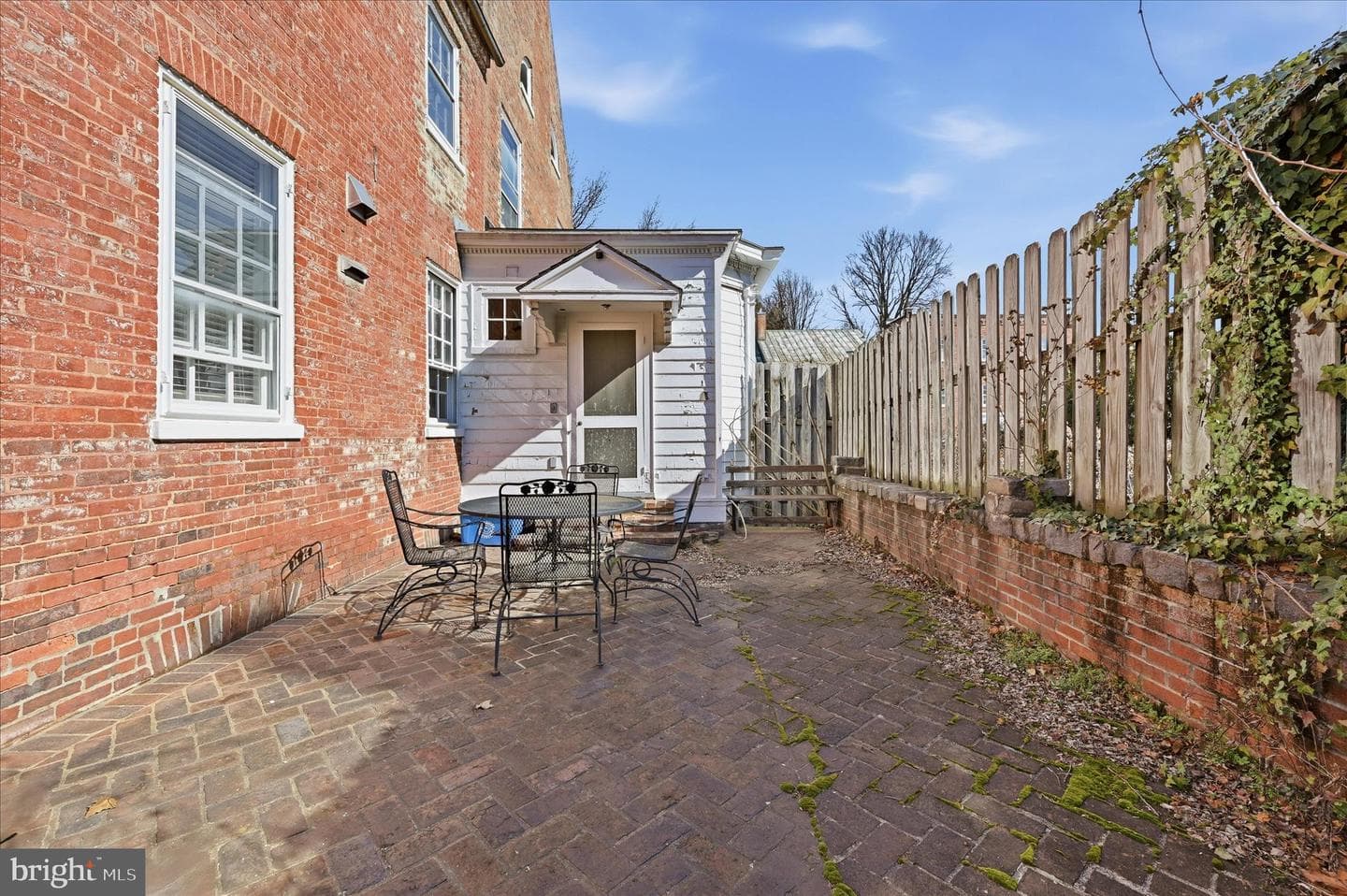 217 W Boscawen Street photo 35