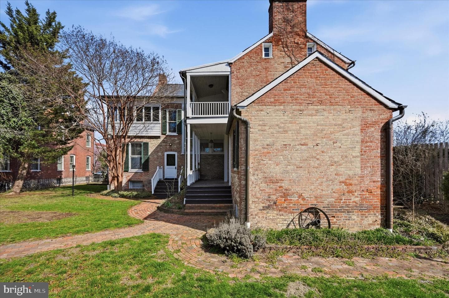 217 W Boscawen Street photo 87