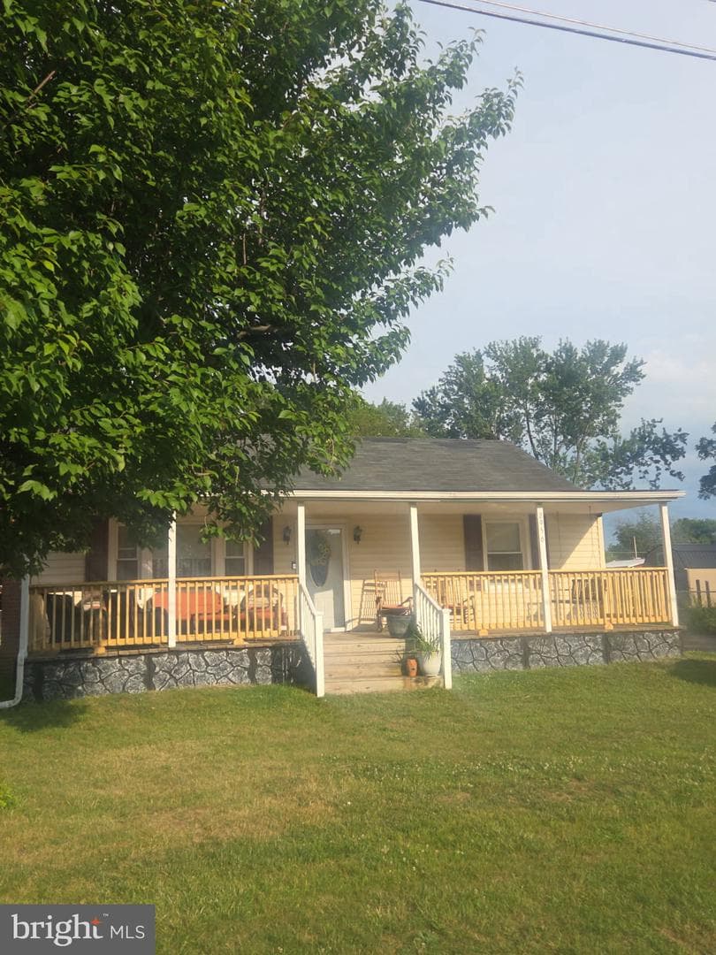2956 Grace Street photo 2