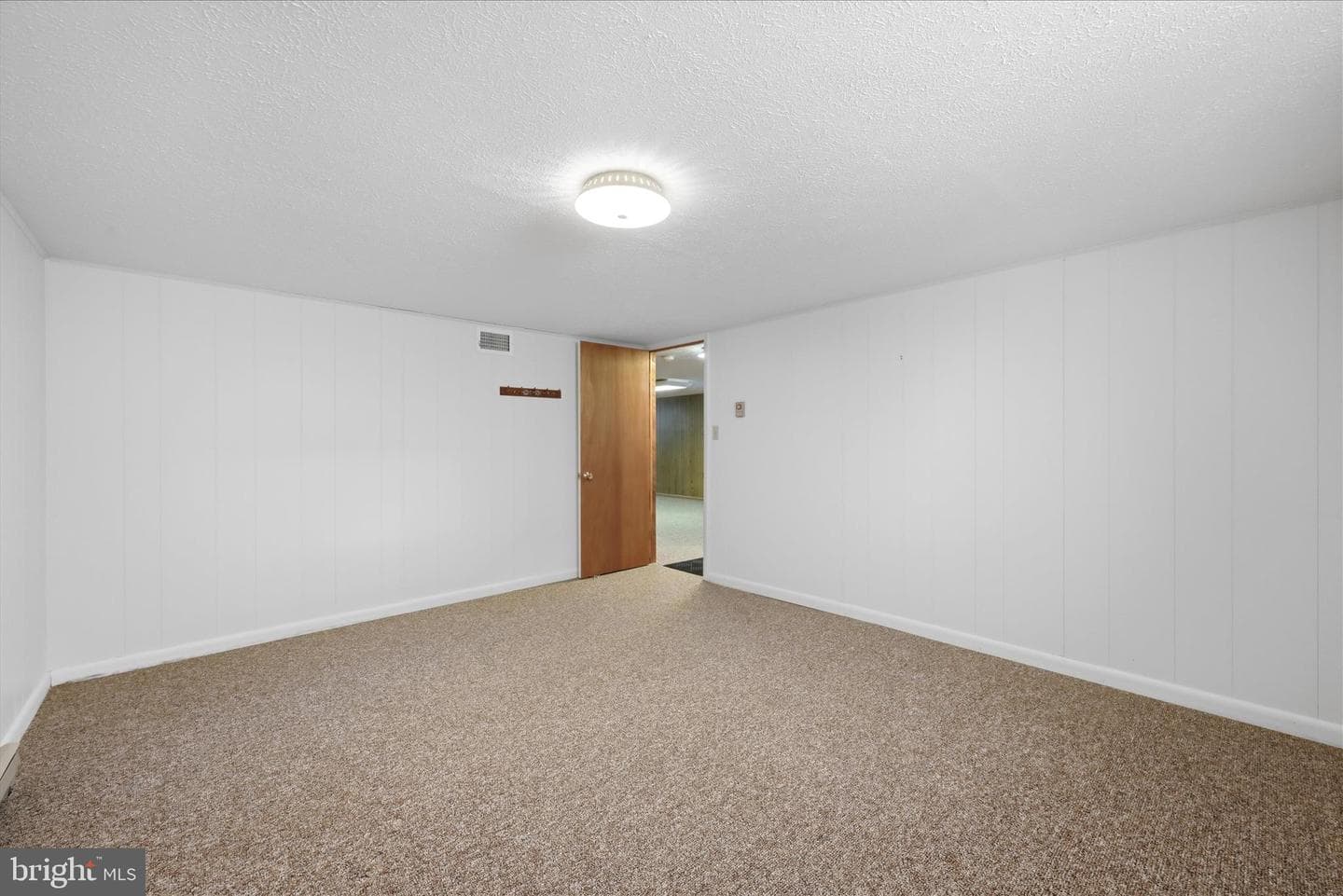 113 Christopher Drive photo 21